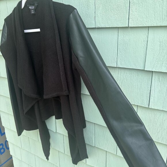 Vera Wang Cardigan Womens XS Black Faux Leather Minimalist Chic - Picture 3 of 8